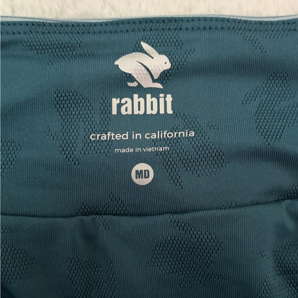 Rabbit Women’s 4” Lined Blue Cloud Print Running Shorts Size Medium - Picture 5 of 8